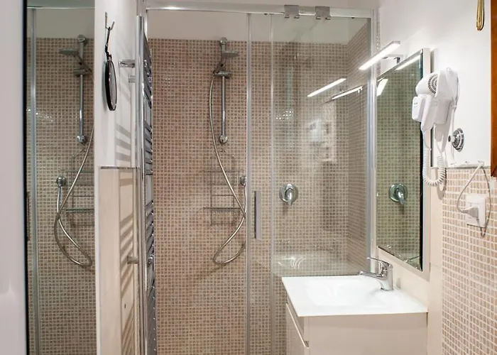 Casa Luce 66 * روما